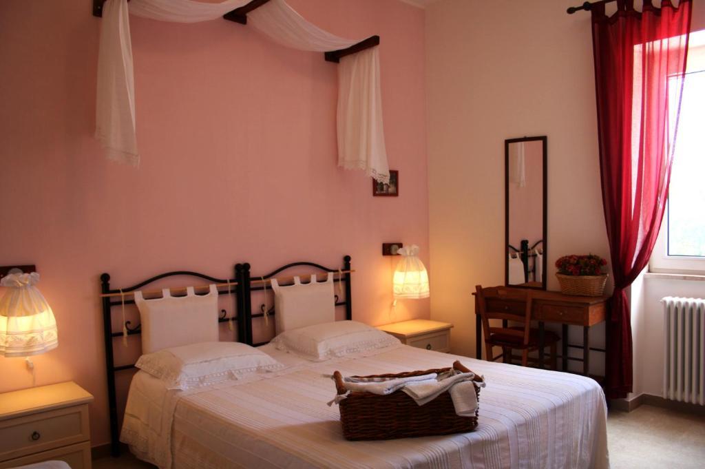Bed and Breakfast La Cascata Noci Pokoj fotografie